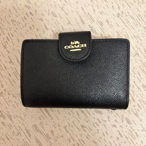 New Coach wallet